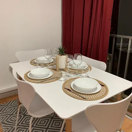 Cerca Del Mar Y Cala Apartment *